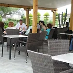 Petit Village 2*