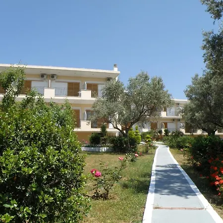 Petit Village 2* Ερέτρια