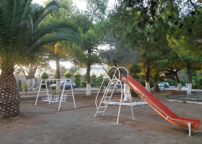 Hotel Petit Village Erétria